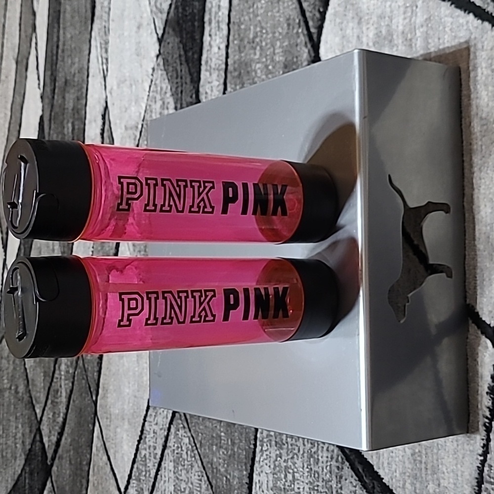 VINTAGE VS PINK WATER BOTTLE BUNDLE